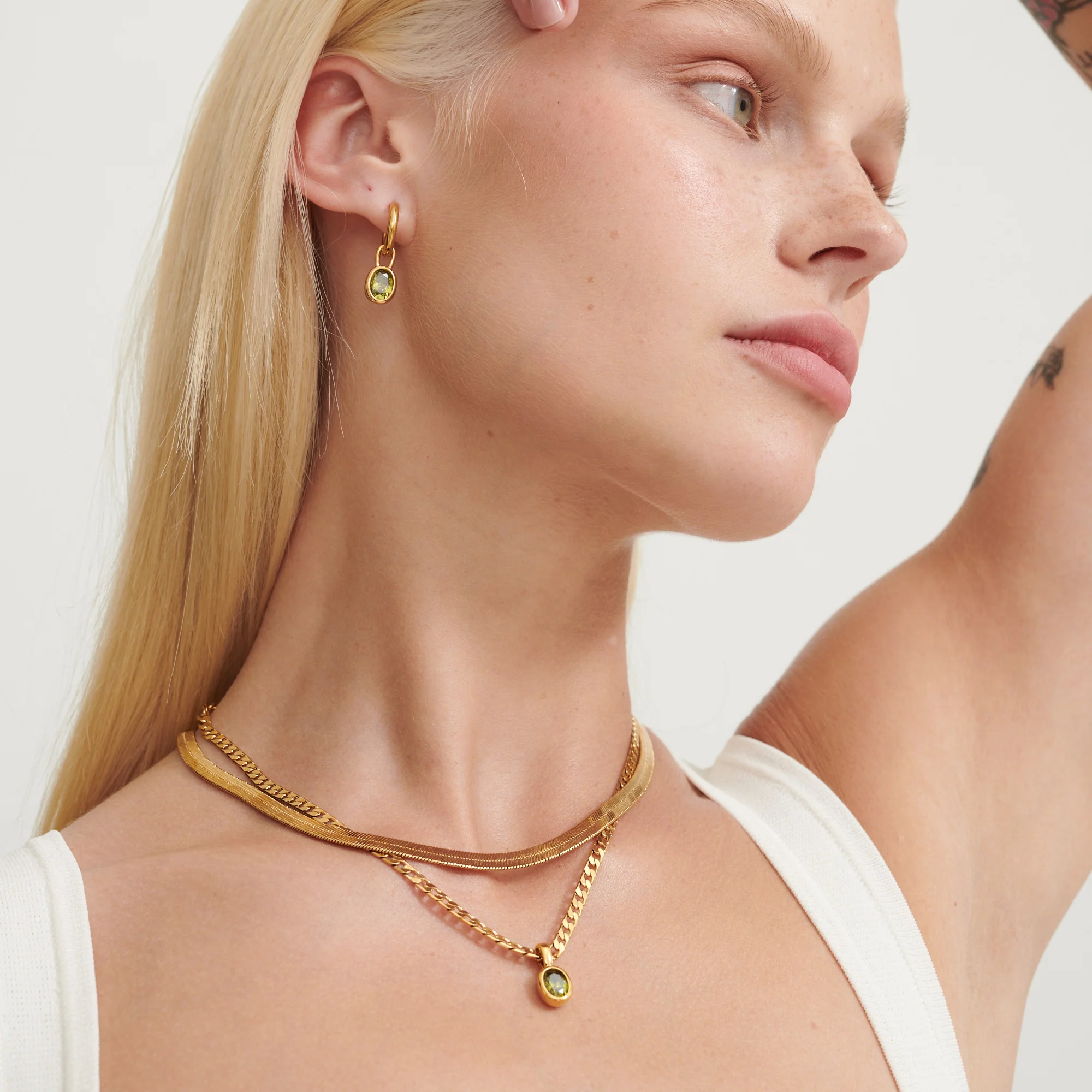 Bella Necklace - Olivine - Image 4