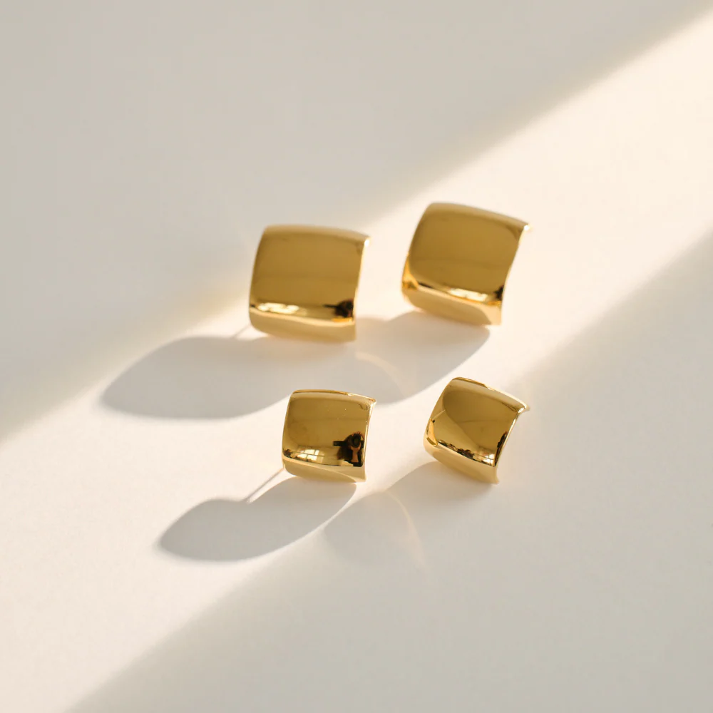 Mini Raquel Earrings - Image 5